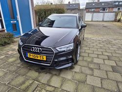 Zwart Gebruikt 2018 Audi A3 S-Line Hatchback | € 19.500 (Eerlijke prijs)