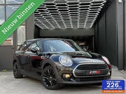 Zwart Gebruikt 2018 Mini One Clubman Pepper Stationwagen | € 13.950 (Goede deal)