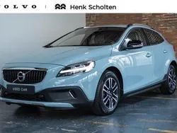 Blauw Gebruikt 2018 Volvo V40 CC Kinetic Stationwagen | € 21.950 (Eerlijke prijs)