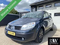 Grijs Gebruikt 2006 Renault Scénic II Dynamique MPV | € 1.795 (Eerlijke prijs)