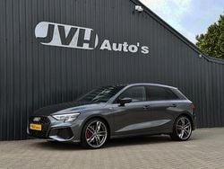 Grijs Gebruikt 2022 Audi A3 Sportback e-tron Competition Sedan | € 27.850 (Super prijs)