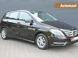 Zwart Gebruikt 2012 Mercedes B180 Ambition MPV | € 10.950 (Eerlijke prijs)
