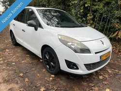 Wit Gebruikt 2010 Renault Grand Scénic III MPV | € 1.399 (Goede deal)