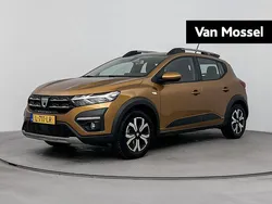 Oranje Gebruikt 2021 Dacia Sandero Comfort Hatchback | € 15.940 (Iets duurder)