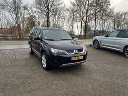 Zwart Gebruikt 2010 Mitsubishi Outlander Edition SUV | € 6.444 (Super prijs)