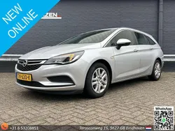 Grijs Gebruikt 2018 Opel Astra Business Stationwagen | € 4.950