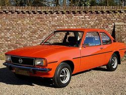 Oranje Gebruikt 1977 Opel Ascona S Stationwagen | € 32.500