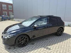 Zwart Gebruikt 2020 VW Golf VII Style Hatchback | € 19.999 (Eerlijke prijs)