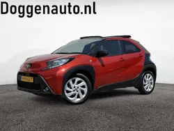 Rood Gebruikt 2022 Toyota Aygo Limited Hatchback | € 18.445 (Eerlijke prijs)