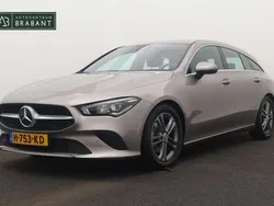 Grijs, metallic lak Gebruikt 2020 Mercedes CLA200 Shooting Brake Business Stationwagen | € 22.945 (Super prijs)