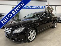 Zwart Gebruikt 2011 Mercedes CLS350 Sedan | € 22.995 (Eerlijke prijs)