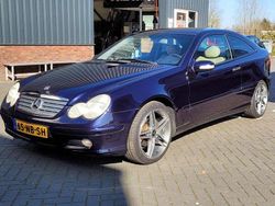 Blauw Gebruikt 2003 Mercedes C200 Coupé | € 1.850 (Super prijs)