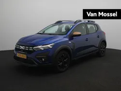 Blauw, metallic lak Gebruikt 2024 Dacia Sandero Extreme Hatchback | € 21.940 (Iets duurder)