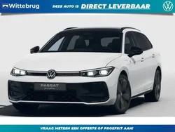 Wit Nieuw 2024 VW Passat R-line Edition Stationwagen | € 61.295 (Eerlijke prijs)