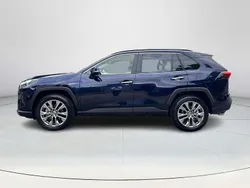 Midnight blue blauw Gebruikt 2023 Toyota RAV4 Hybrid Executive SUV | € 45.949 (Goede deal)