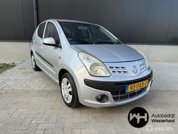 Grijs Gebruikt 2011 Nissan Pixo Acenta Hatchback | € 2.895 (Eerlijke prijs)