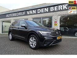 Zwart Gebruikt 2022 VW Tiguan Allspace Business SUV | € 34.900 (Goede deal)