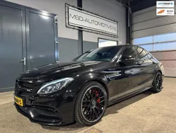Zwart, metallic lak Gebruikt 2016 Mercedes C63S AMG AMG Sedan | € 36.949 (Goede deal)