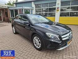 Zwart Gebruikt 2017 Mercedes GLA180 Ambition SUV | € 19.950 (Eerlijke prijs)