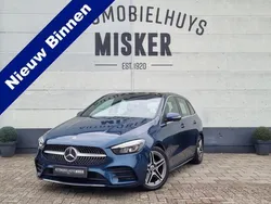 Blauw Gebruikt 2019 Mercedes B180 Business MPV | € 26.650 (Iets duurder)