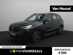 Zwart Gebruikt 2023 BMW X1 M Sport SUV | € 46.900 (Eerlijke prijs)