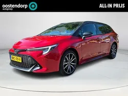 Rood Gebruikt 2023 Toyota Corolla Plus Stationwagen | € 33.445 (Eerlijke prijs)