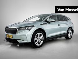 Grijs Gebruikt 2021 Skoda Enyaq iV SUV | € 29.900 (Eerlijke prijs)