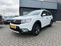 Wit, andere lak Gebruikt 2018 Dacia Logan Stepway Sedan | € 10.950