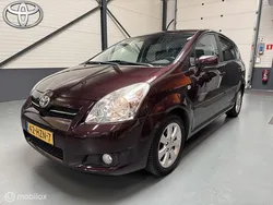 Paars Gebruikt 2009 Toyota Corolla Verso Luna MPV | € 5.950 (Eerlijke prijs)