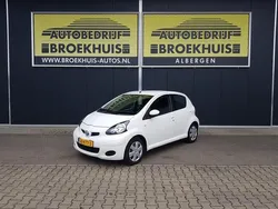 Wit Gebruikt 2010 Toyota Aygo Comfort Hatchback | € 1.600 (Goede deal)