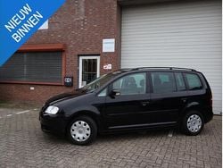 Zwart Gebruikt 2006 VW Touran MPV | € 1.799 (Goede deal)