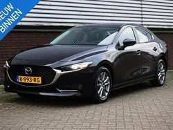 Zwart Gebruikt 2022 Mazda 3 Sedan | € 19.950 (Goede deal)