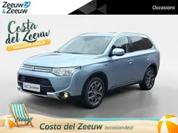 Blauw Gebruikt 2015 Mitsubishi Outlander P-HEV Edition SUV | € 14.950 (Eerlijke prijs)