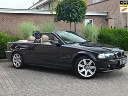 Zwart Gebruikt 2002 BMW 318 Cabriolet Executive Cabriolet | € 4.750 (Eerlijke prijs)
