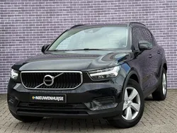 Zwart Gebruikt 2021 Volvo XC40 Momentum SUV | € 26.899 (Goede deal)