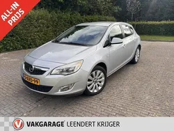 Grijs Gebruikt 2012 Opel Astra Cosmo Hatchback | € 8.950 (Iets duurder)