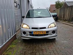 Gebruikt 2001 Daihatsu YRV Van | € 799