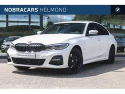 Wit Gebruikt 2021 BMW 330e Executive Sedan | € 32.950 (Goede deal)
