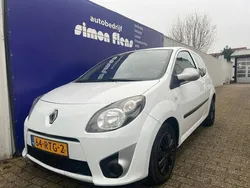 Wit Gebruikt 2011 Renault Twingo Authentique Hatchback | € 2.245 (Eerlijke prijs)