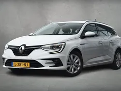 Wit Gebruikt 2021 Renault Mégane GrandTour Business Stationwagen | € 18.450 (Goede deal)