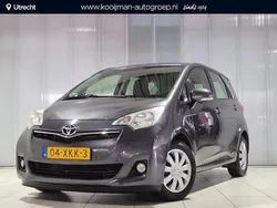Grijs Gebruikt 2012 Toyota Verso-S MPV | € 8.649 (Iets duurder)