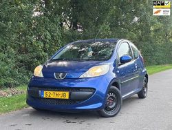 Blauw Gebruikt 2006 Peugeot 107 Hatchback | € 975 (Goede deal)