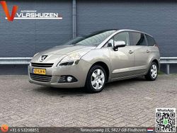 Grijs Gebruikt 2011 Peugeot 5008 MPV | € 2.150 (Iets duurder)