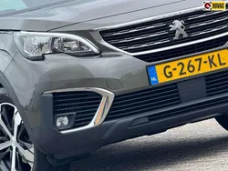 Grijs Gebruikt 2019 Peugeot 5008 Active MPV | € 15.425 (Eerlijke prijs)