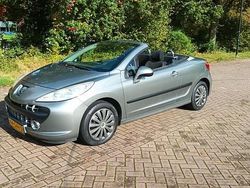 Grijs Gebruikt 2008 VW CC Sedan | € 1.399