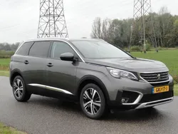 Grijs Gebruikt 2019 Peugeot 5008 MPV | € 17.495 (Eerlijke prijs)