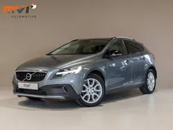 Grijs Gebruikt 2019 Volvo V40 CC Stationwagen | € 21.500 (Eerlijke prijs)