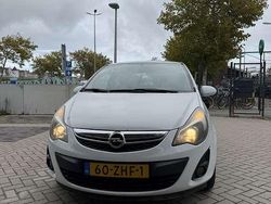 Gebruikt 2012 Opel Corsa Edition Sedan | € 2.000 (Eerlijke prijs)