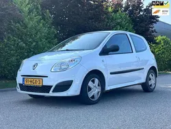 Wit Gebruikt 2008 Renault Twingo Authentique Hatchback | € 1.750 (Eerlijke prijs)