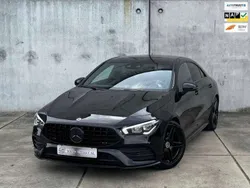 Zwart Gebruikt 2020 Mercedes CLA200 AMG Sedan | € 25.950 (Goede deal)